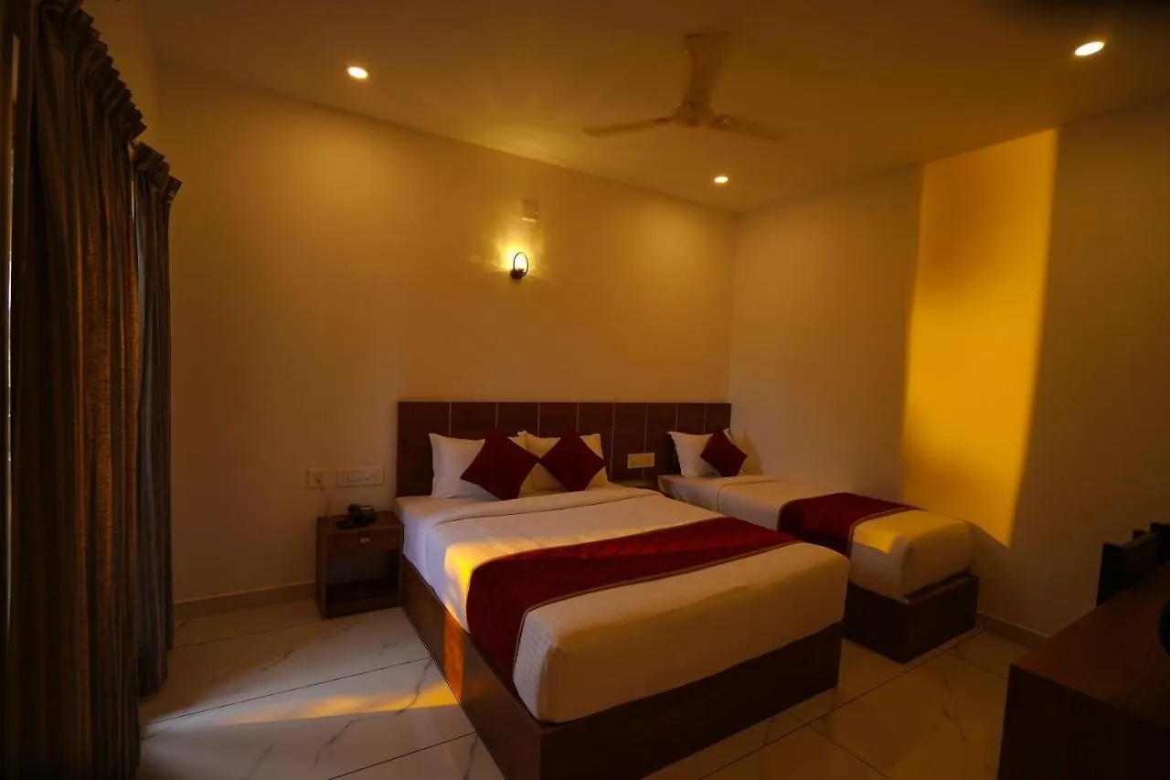 Kottackal Nature Inn Nedumbassery Hotel